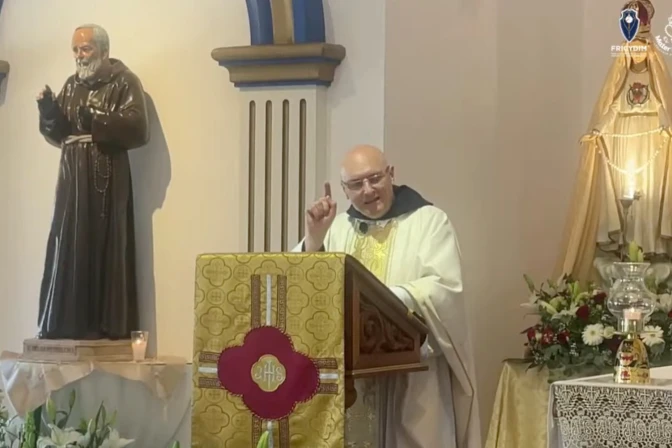 Arquidiócesis mexicana anuncia la disolución de familia religiosa fundada por sacerdote argentino